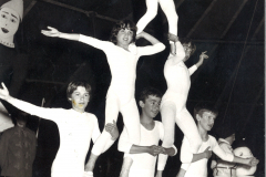 1980-pyramide-1
